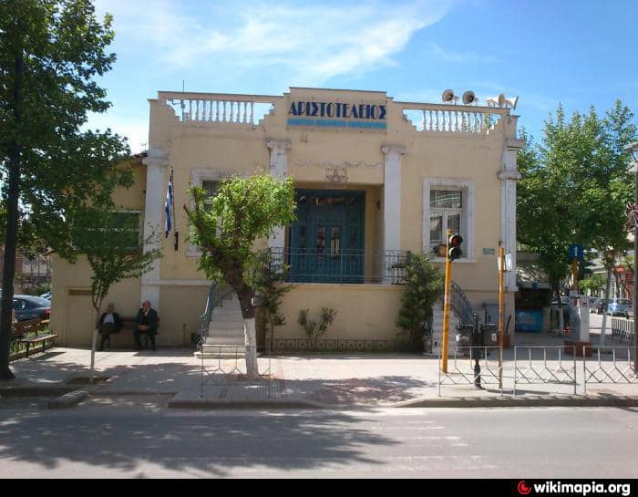 βιβλιοθηκη-αμπελοκηποι-θεσσαλονικη-sidiropoulos-thodoris