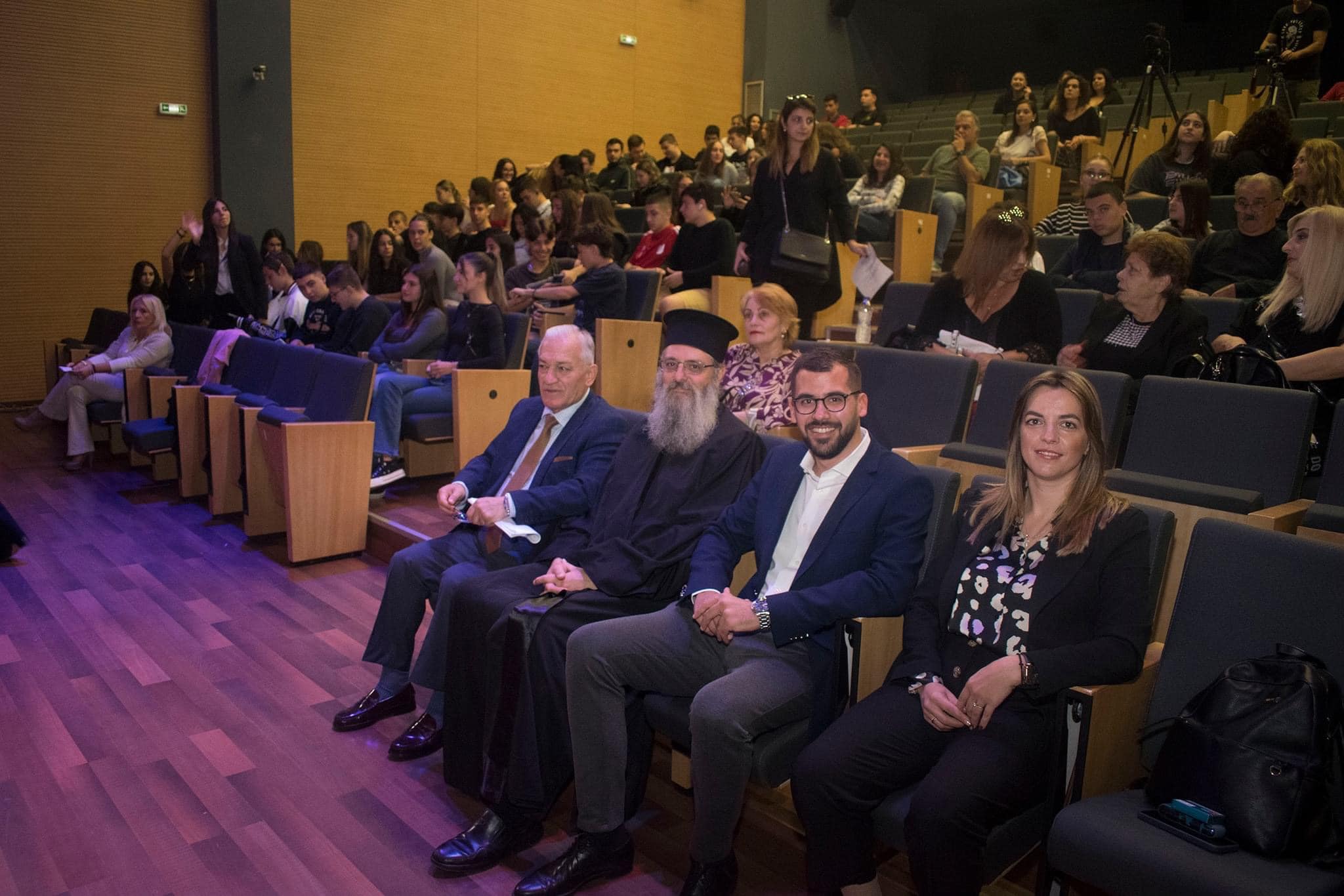 Δραστηριότητες 201 2 post